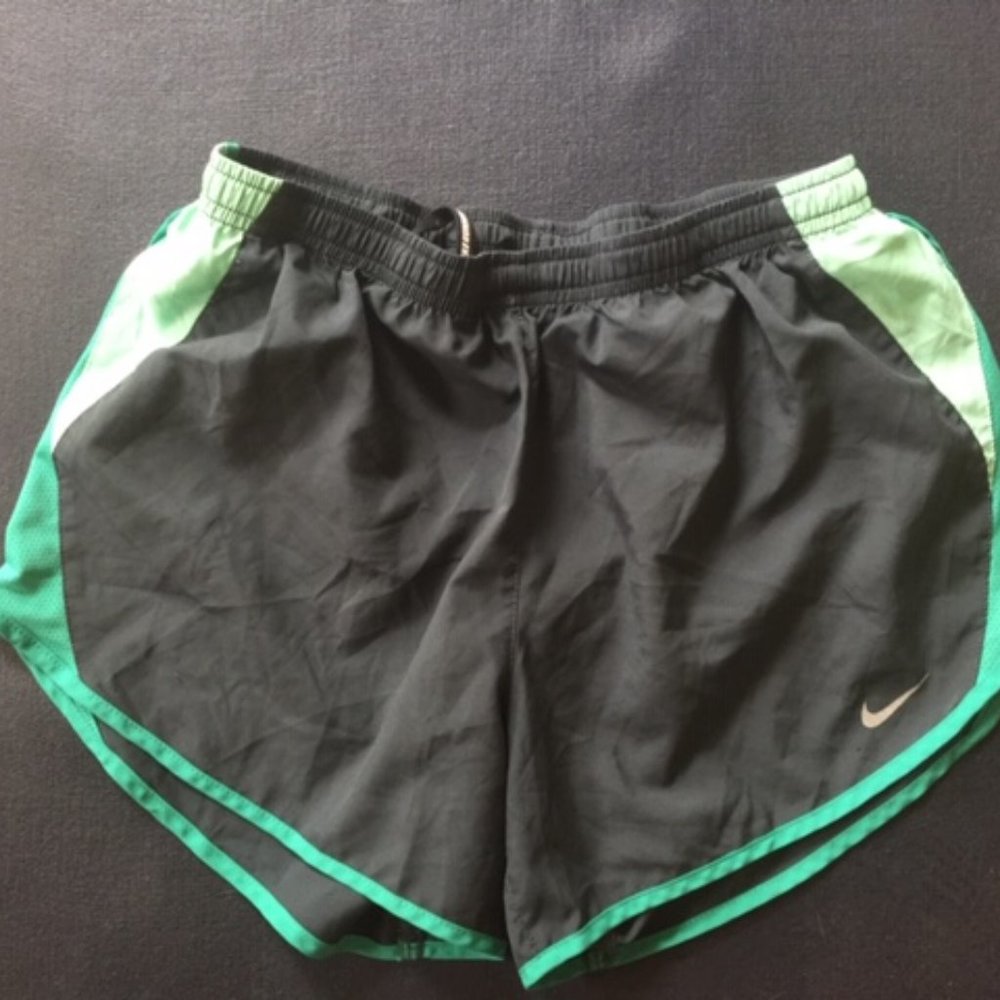 Nike grey and mint running shorts SM